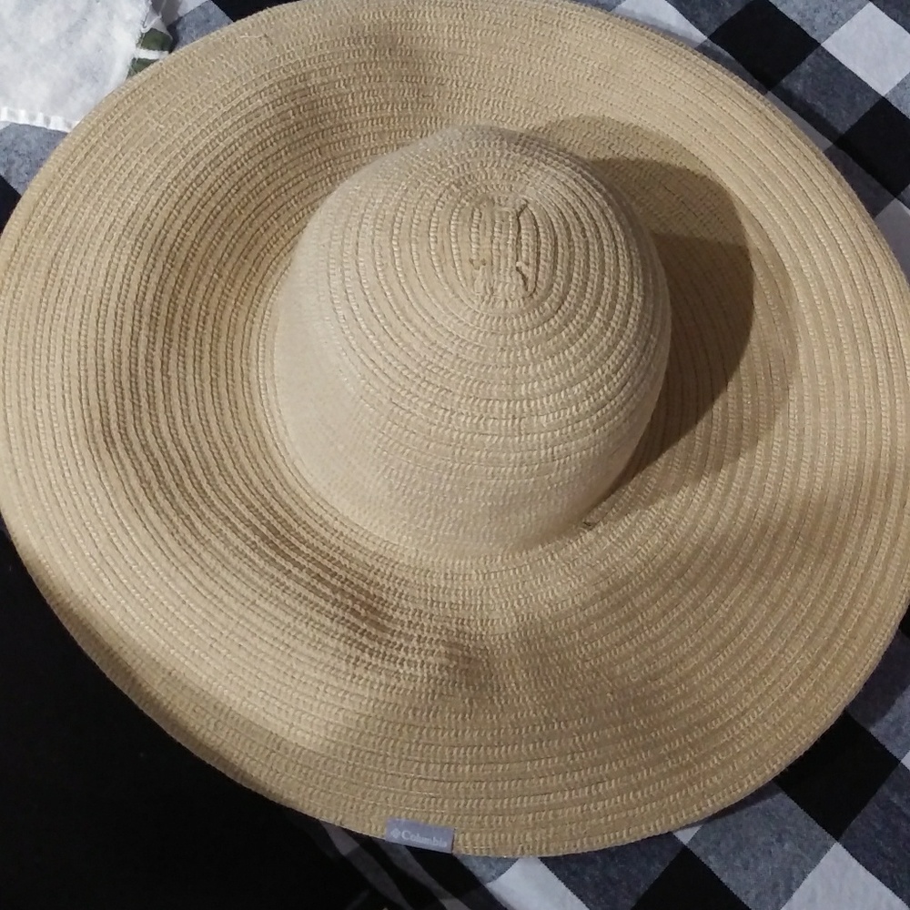 Columbia wicker floppy hat